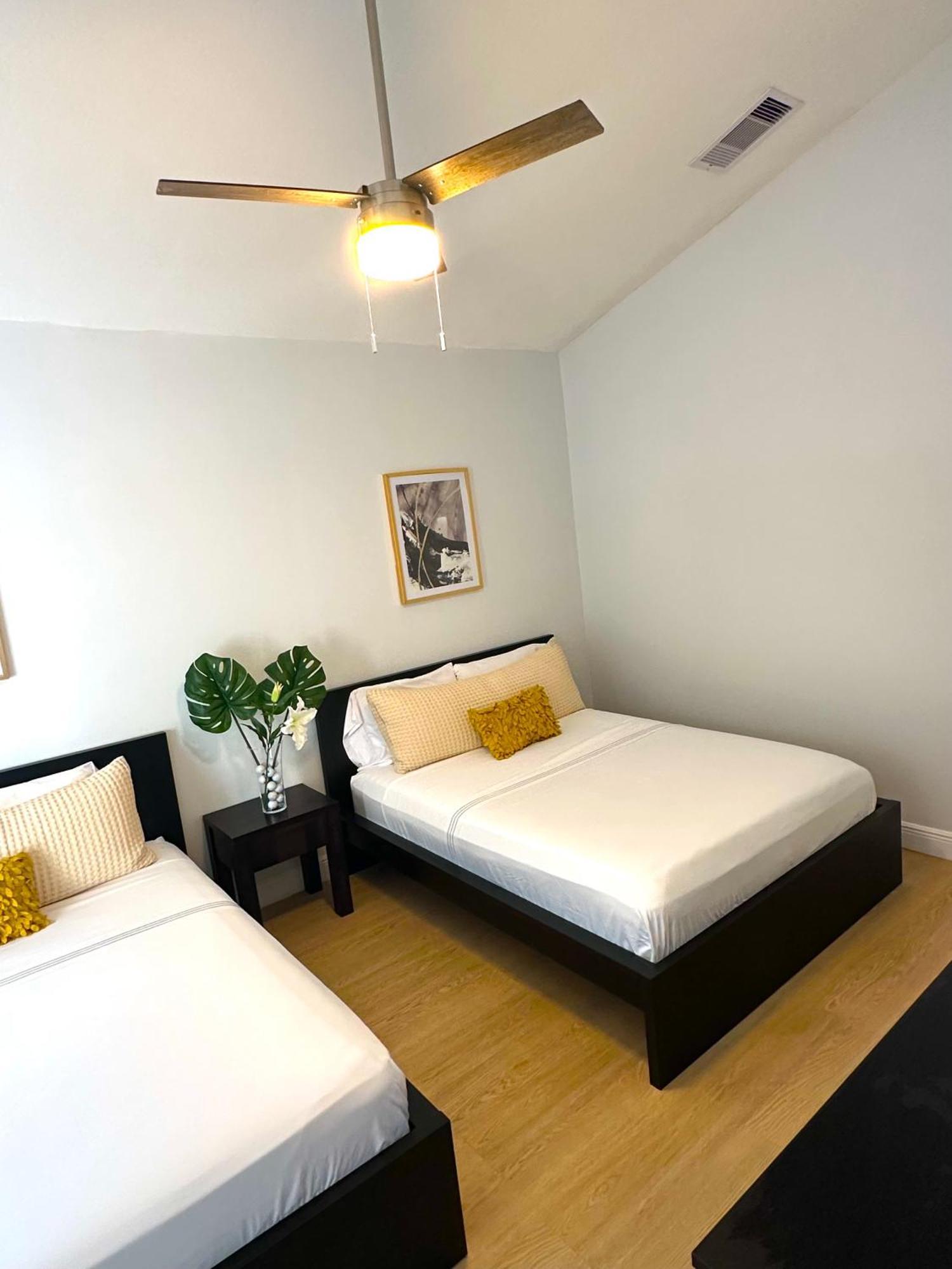 Albatross Condo In Pga Village, 2 Bedroom 1 Bath, A Side Carlton Eksteriør billede
